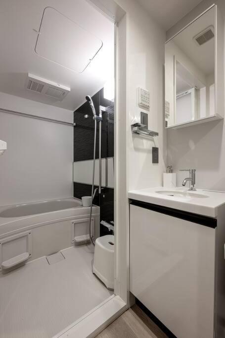 Apartment 24年9月オープン 白山駅5分 収容5人 丸貸し切り 102室 *