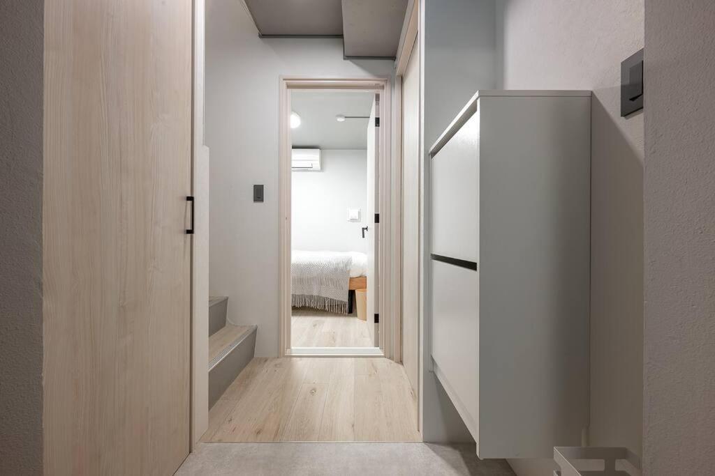 Apartment 24年9月オープン 白山駅5分 収容5人 丸貸し切り 102室 *