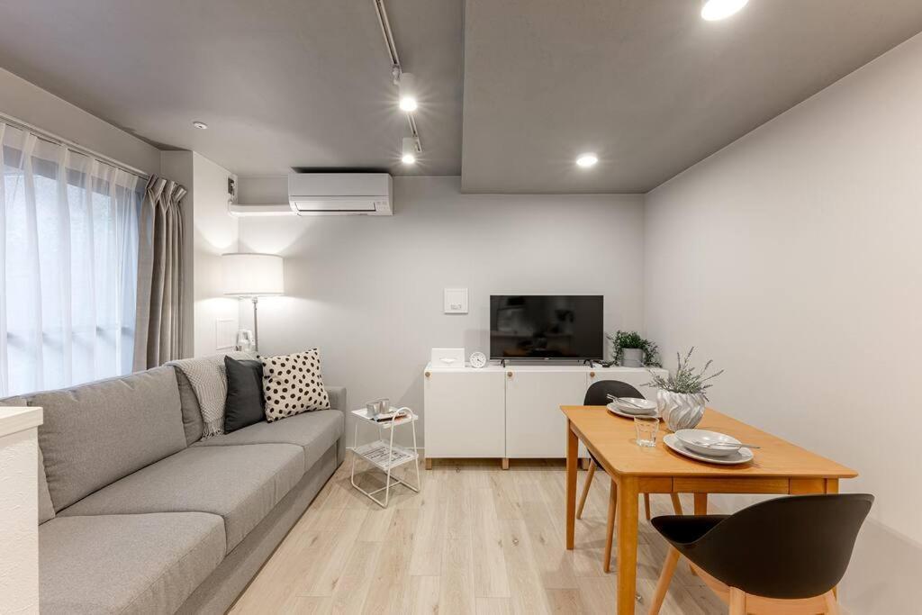 Apartment 24年9月オープン 白山駅5分 収容5人 丸貸し切り 102室 *